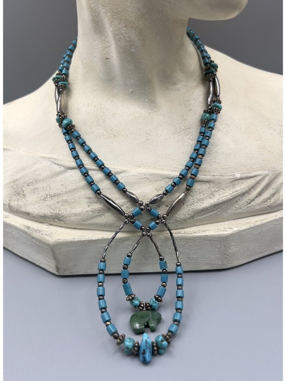 VTG Southwestern Native American Turquoise Silver Green Stone Fetish Necklace